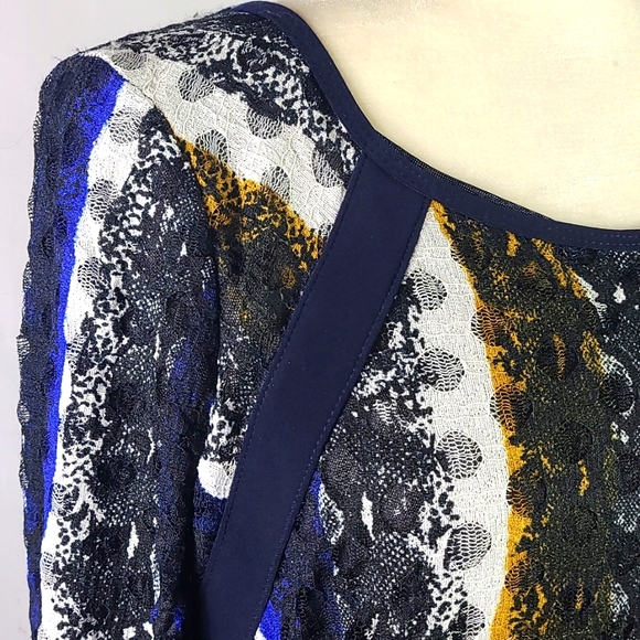 Picadilly Blouse - Picture 3 of 13